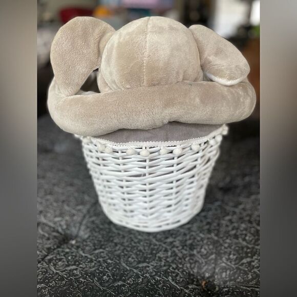 NEW Émilie & Théo Round Wicker Elephant Baskets NIB Includes 2! - Picture 7 of 10